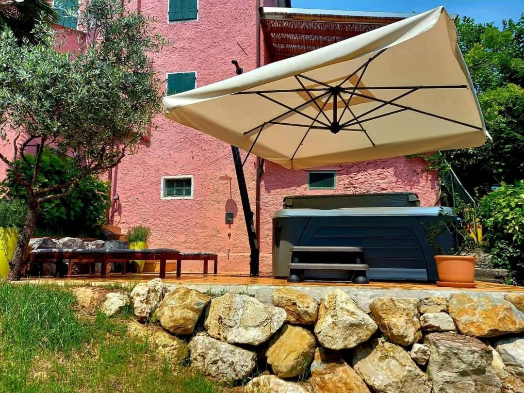 La Casa Rosa Di Segusino With Spa Jacuzzi In Garden Sequsino Dış mekan fotoğraf